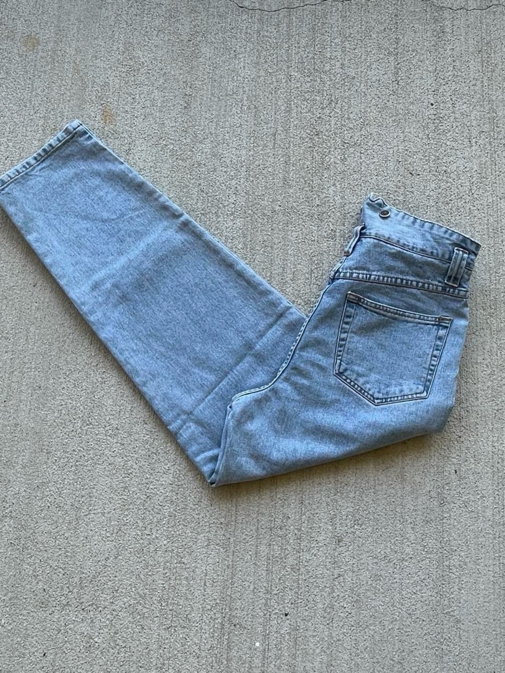 New York Line women’s light wash denim jeans